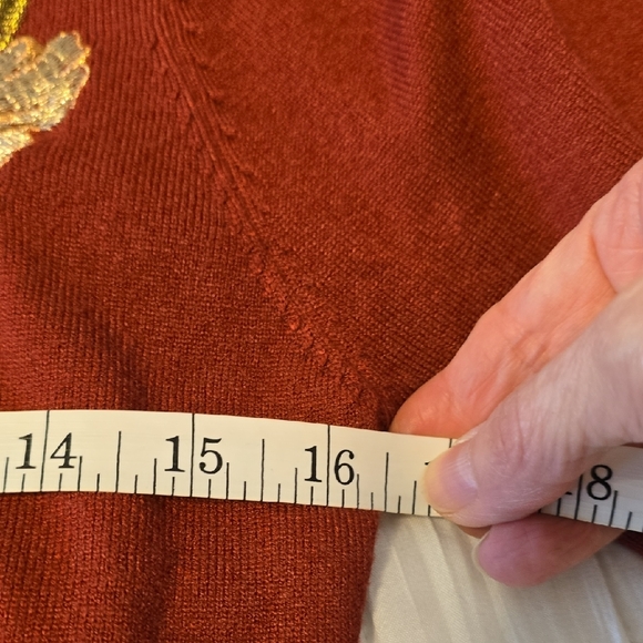 ont Welfth Maroon Crewneck Sweater with Floral Embroidery. Size Small NWOT - Picture 13 of 16